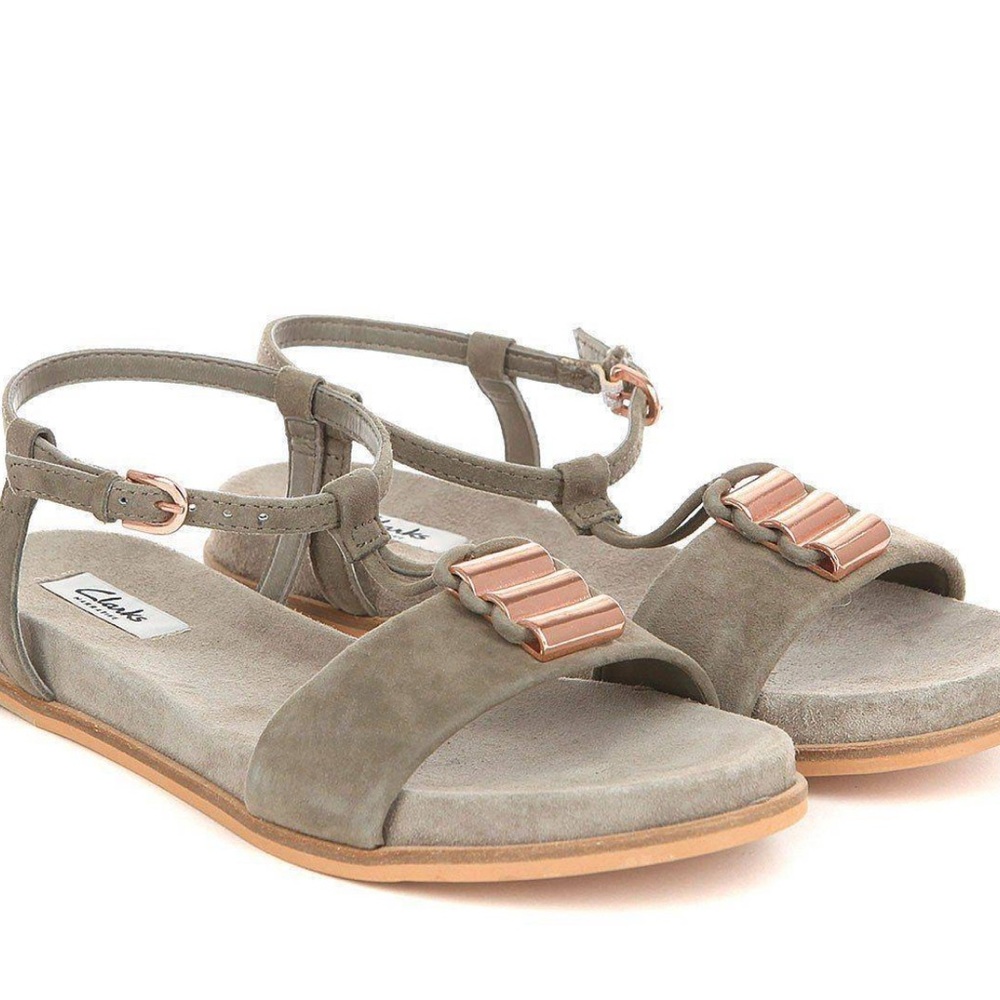 Clarks Aegean Cool Sage Suede T-Strap Sandals | Women’s 9.5